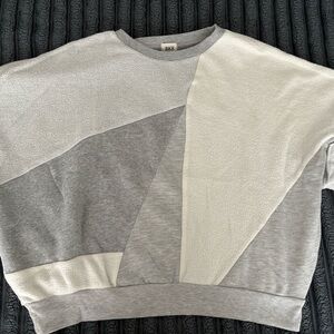 BKE Gray and Cream Colorblock Sweatshirt